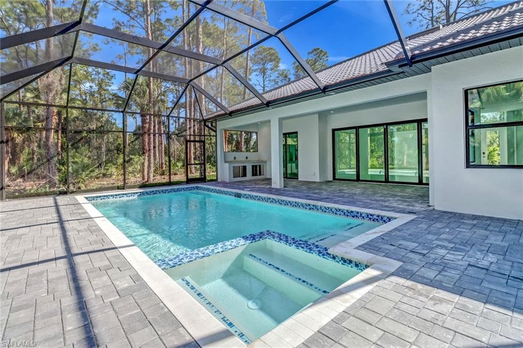 491 9th St SW, Naples, FL 34117-43