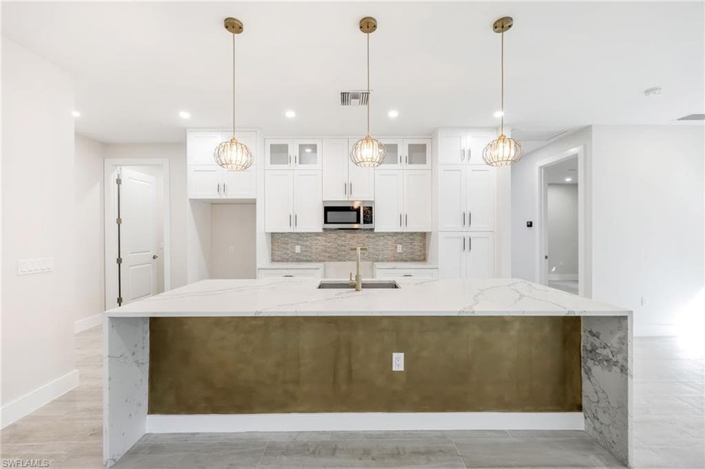 4672 25th Ave SW, Naples, FL 34116-5