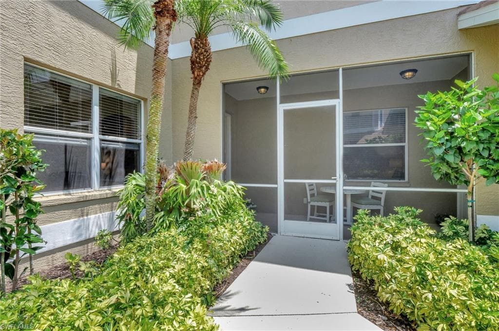 857 Carrick Bend Cir 101, Naples, FL 34110-9