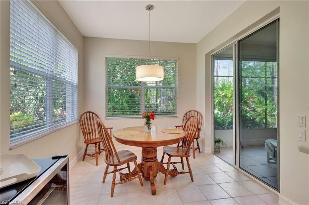 857 Carrick Bend Cir 101, Naples, FL 34110-14