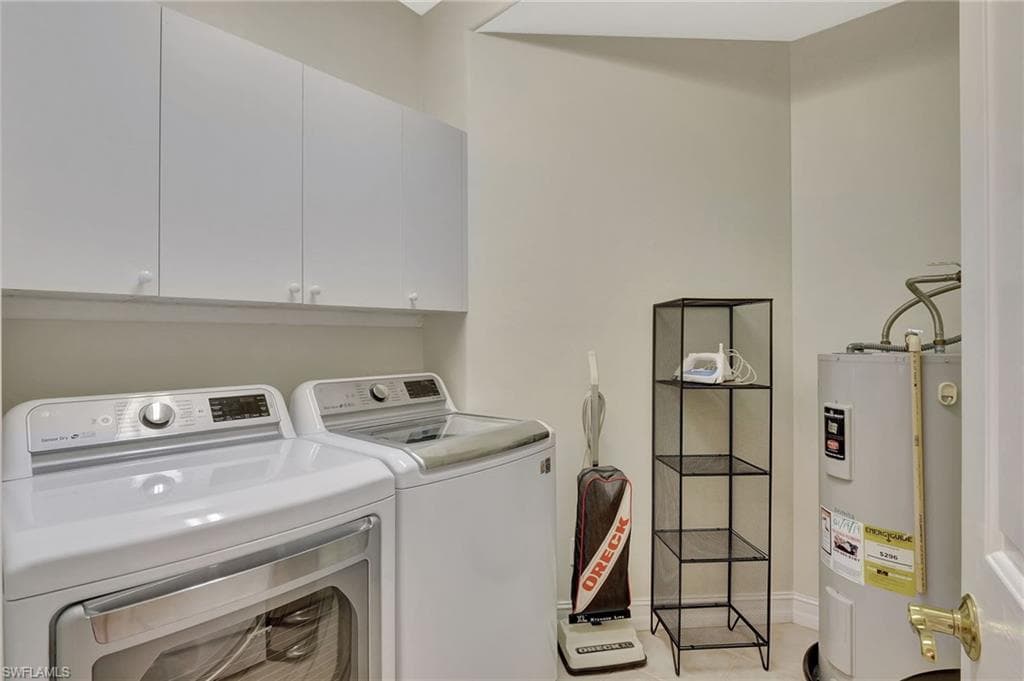 857 Carrick Bend Cir 101, Naples, FL 34110-18
