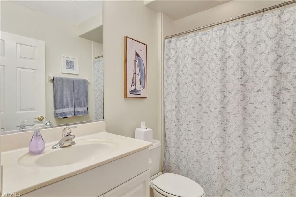 857 Carrick Bend Cir 101, Naples, FL 34110-22
