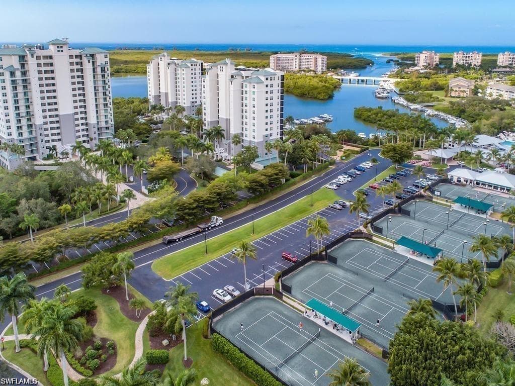 857 Carrick Bend Cir 101, Naples, FL 34110-30