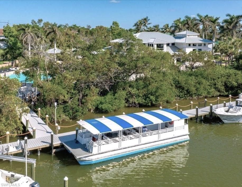 857 Carrick Bend Cir 101, Naples, FL 34110-32