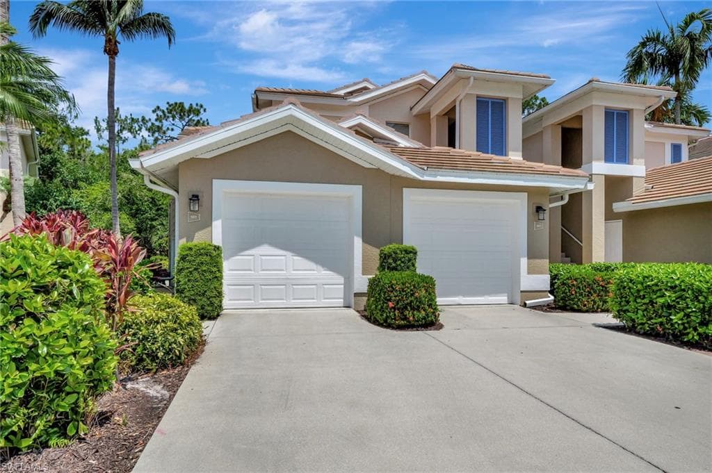 857 Carrick Bend Cir 101, Naples, FL 34110-7