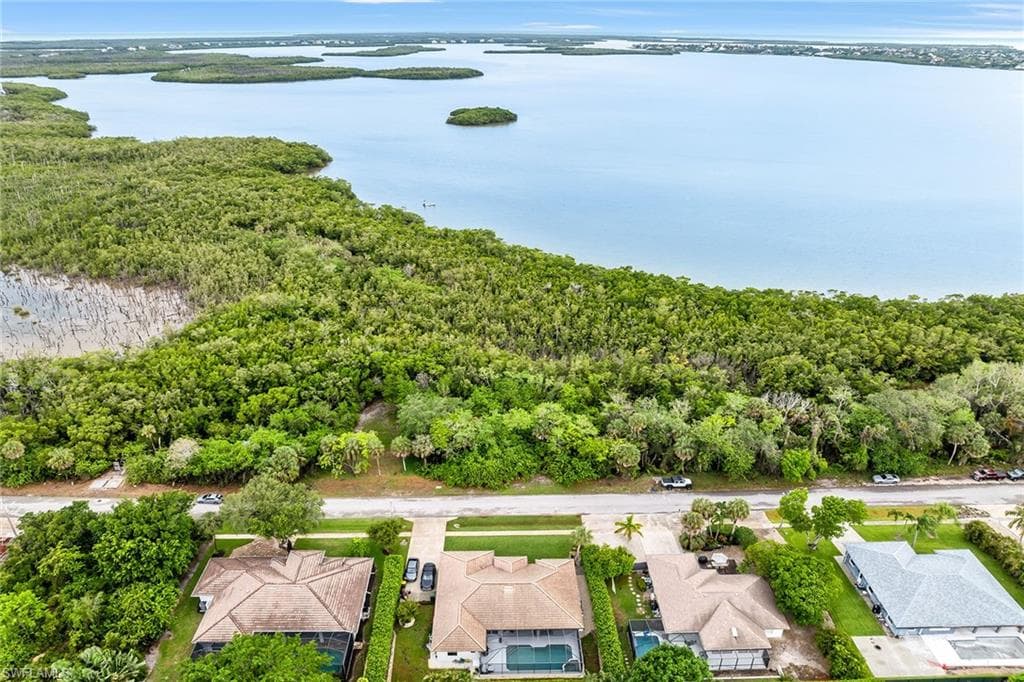 2023 Sheffield Ave, Marco Island, FL 34145-2