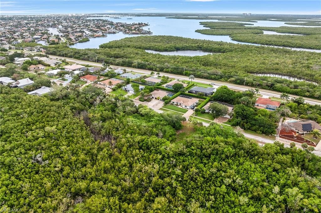 2023 Sheffield Ave, Marco Island, FL 34145-6