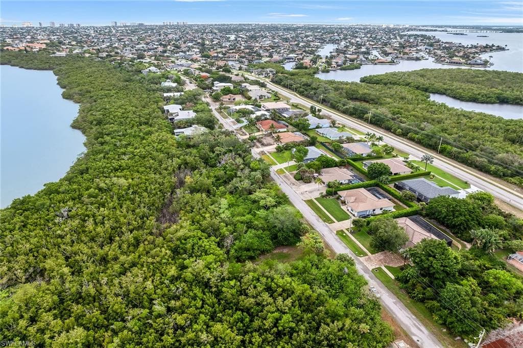 2023 Sheffield Ave, Marco Island, FL 34145-7