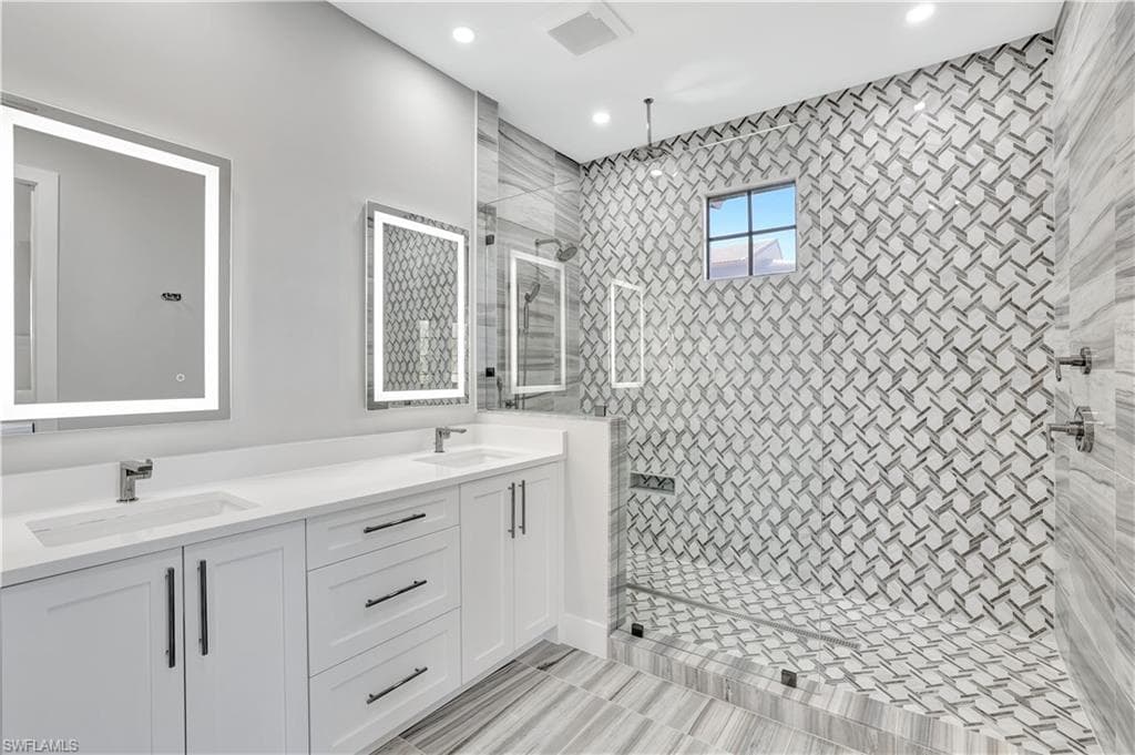 9037 Alturas St 3705, Naples, FL 34113-19