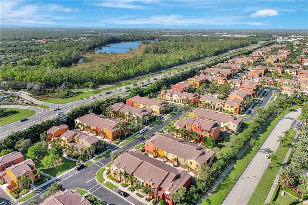9037 Alturas St 3705, Naples, FL 34113-30