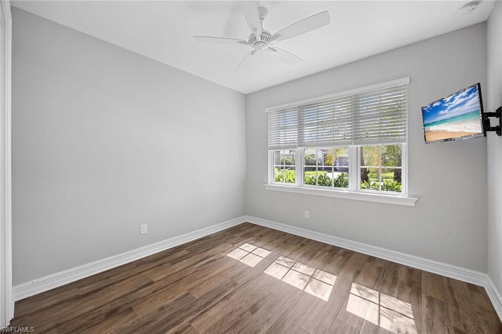 14601 Tropical Dr, Naples, FL 34114-26
