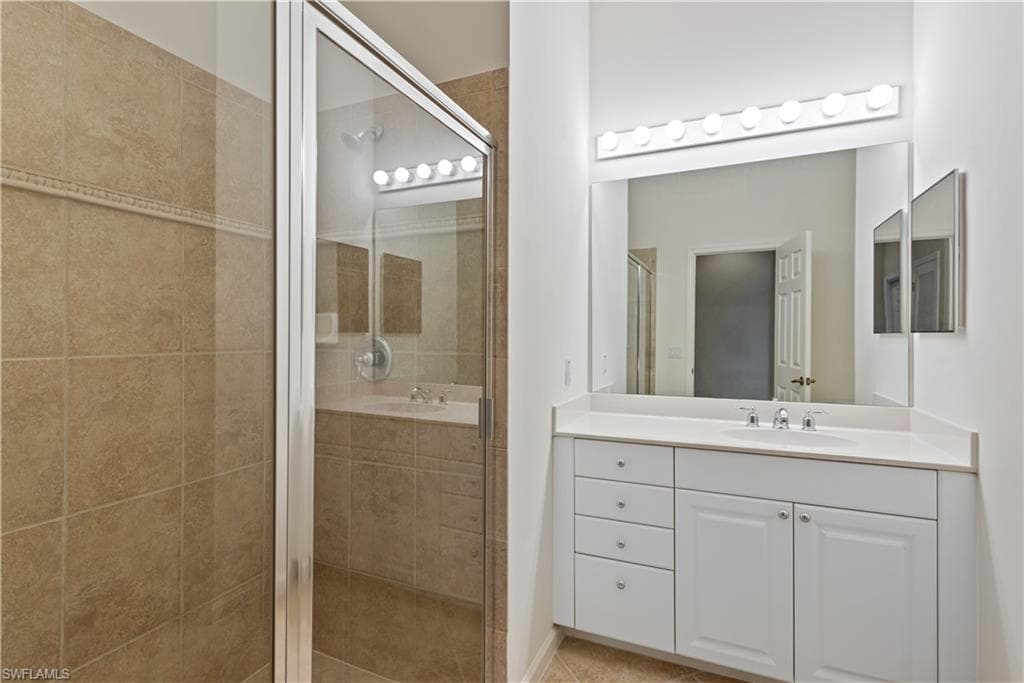 26425 Lucky Stone Rd 201, Bonita Springs, FL 34135-16