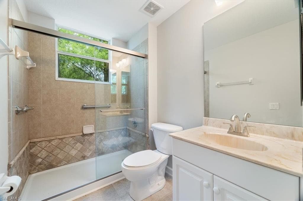 10044 Heather Ln 1501, Naples, FL 34119-22