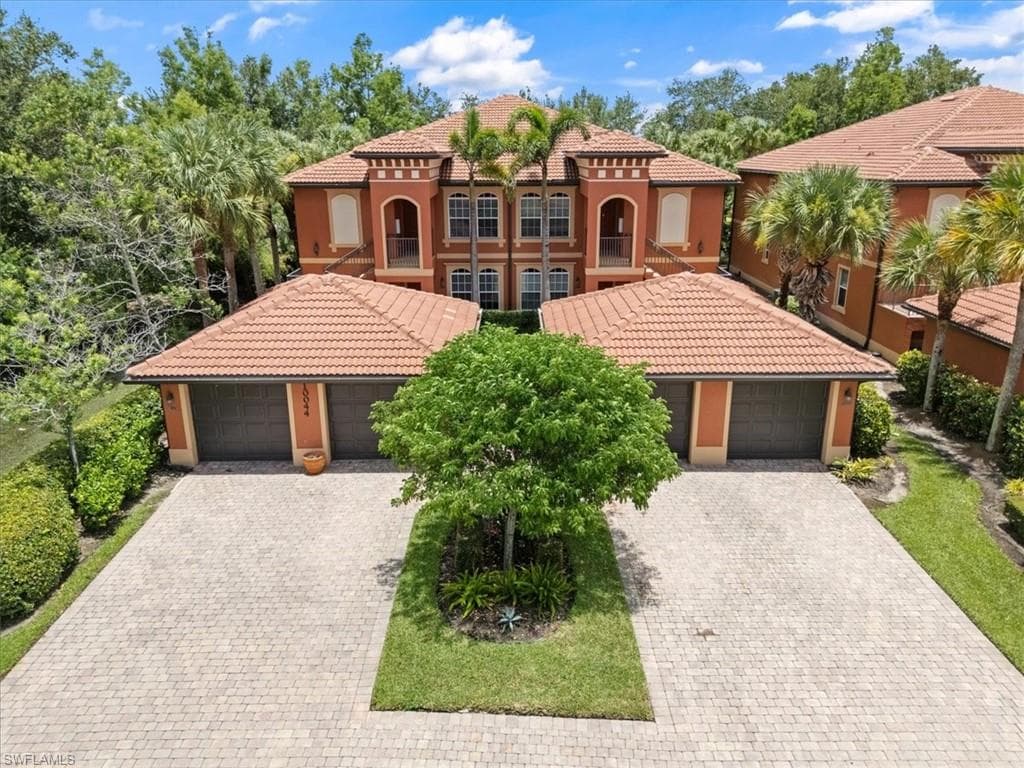 10044 Heather Ln 1501, Naples, FL 34119-2