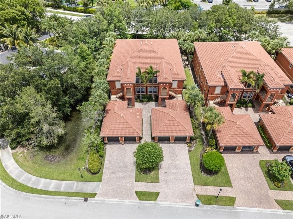 10044 Heather Ln 1501, Naples, FL 34119-45