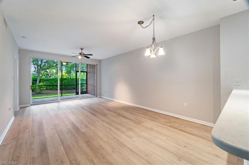 10044 Heather Ln 1501, Naples, FL 34119-8