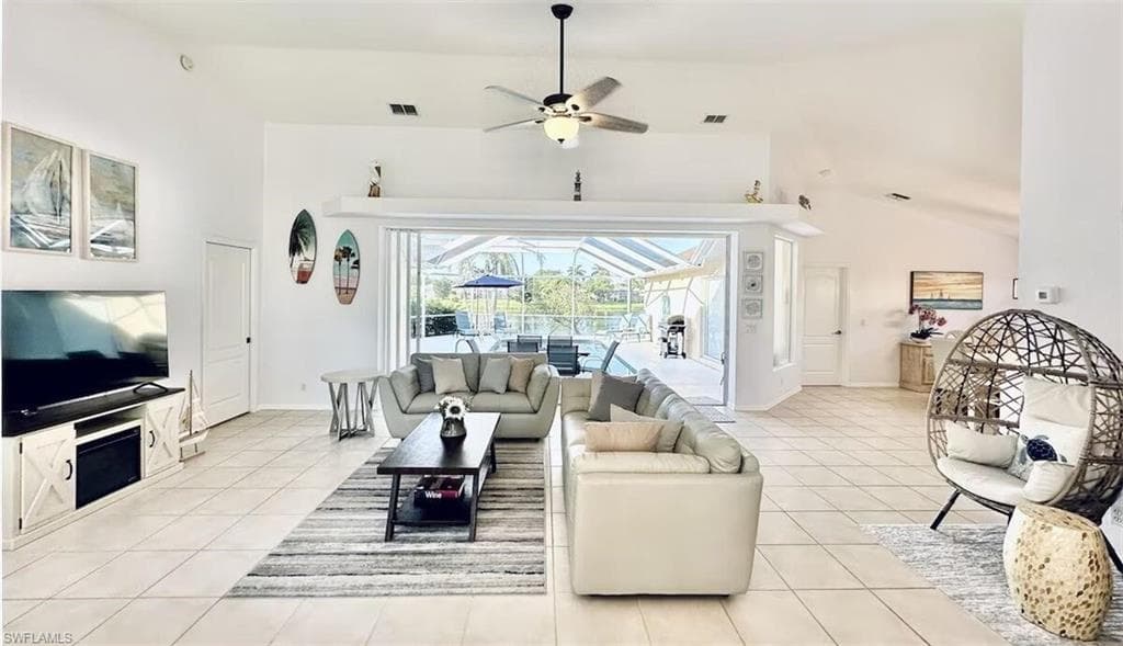 1958 Terrazzo Ln, Naples, FL 34104-8