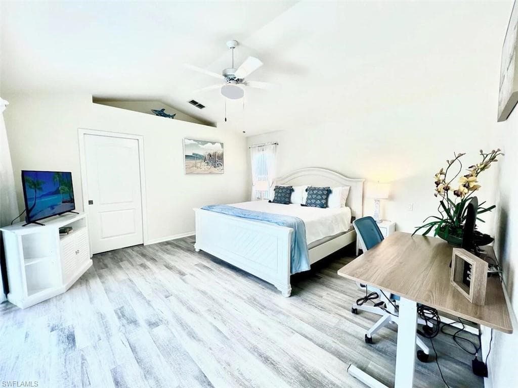 1958 Terrazzo Ln, Naples, FL 34104-17