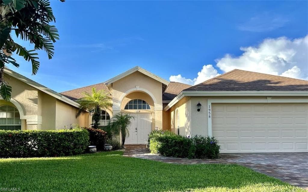 1958 Terrazzo Ln, Naples, FL 34104-29