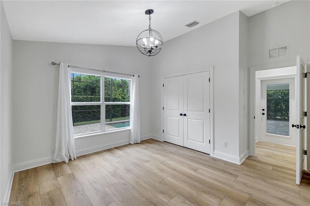 7052 Timberland Cir, Naples, FL 34109-17