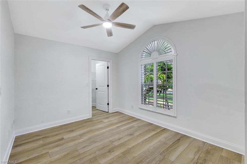 7052 Timberland Cir, Naples, FL 34109-26