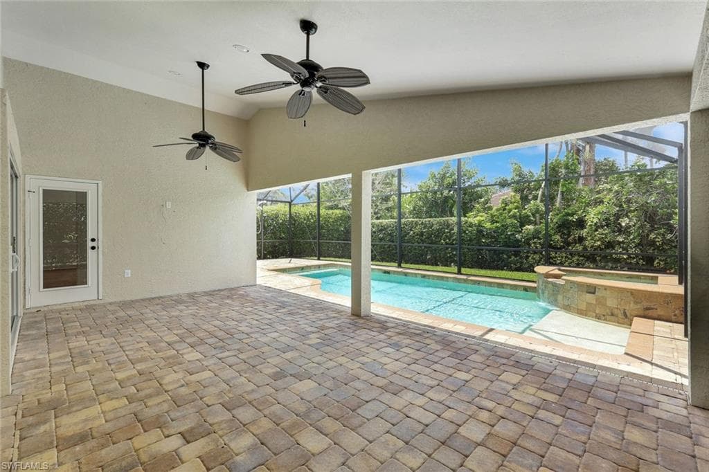 7052 Timberland Cir, Naples, FL 34109-33