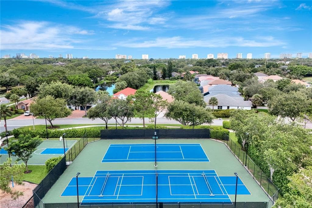 7052 Timberland Cir, Naples, FL 34109-42