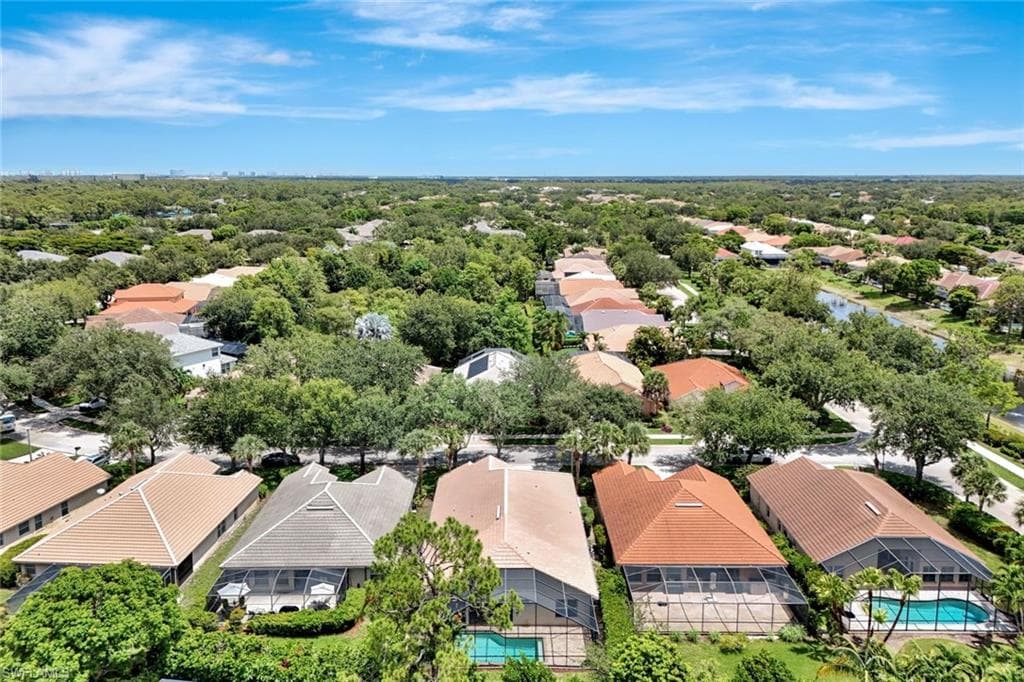7052 Timberland Cir, Naples, FL 34109-49