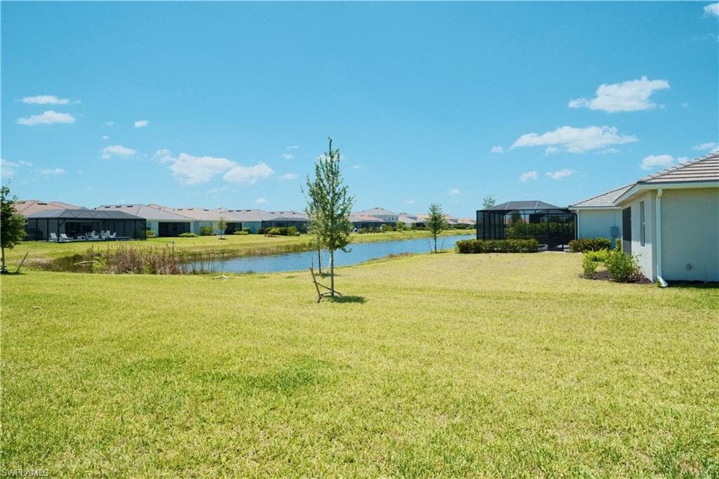 2445 Orchard St, Naples, FL 34120-9
