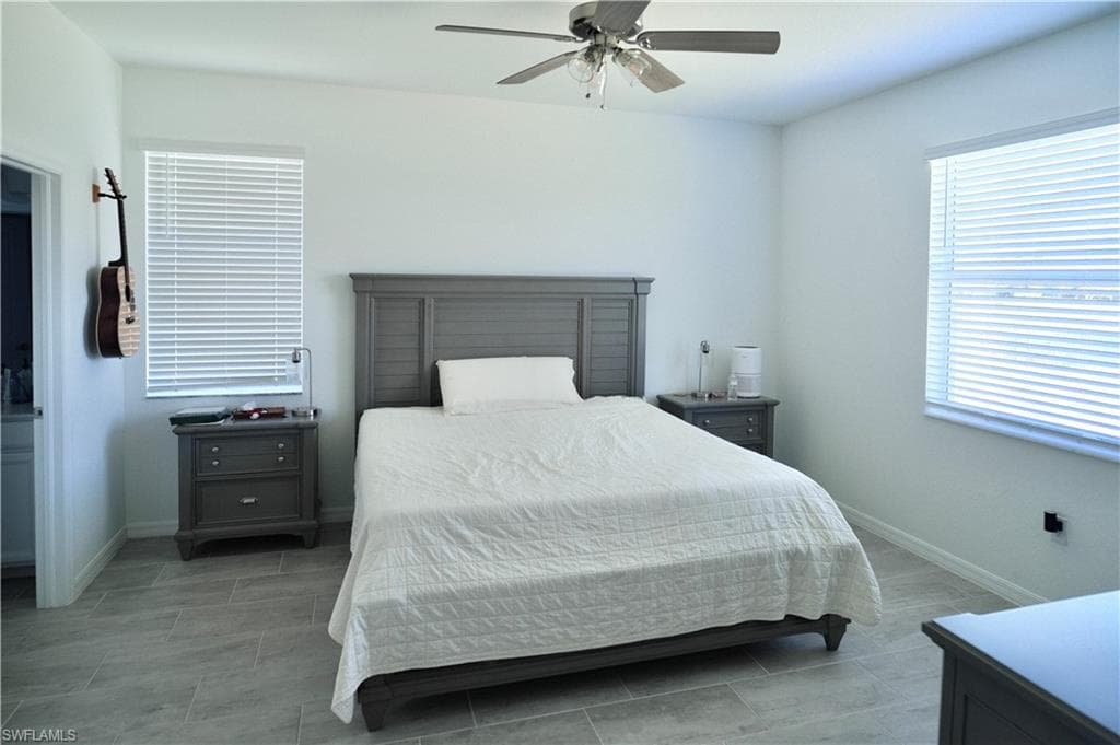 2445 Orchard St, Naples, FL 34120-7