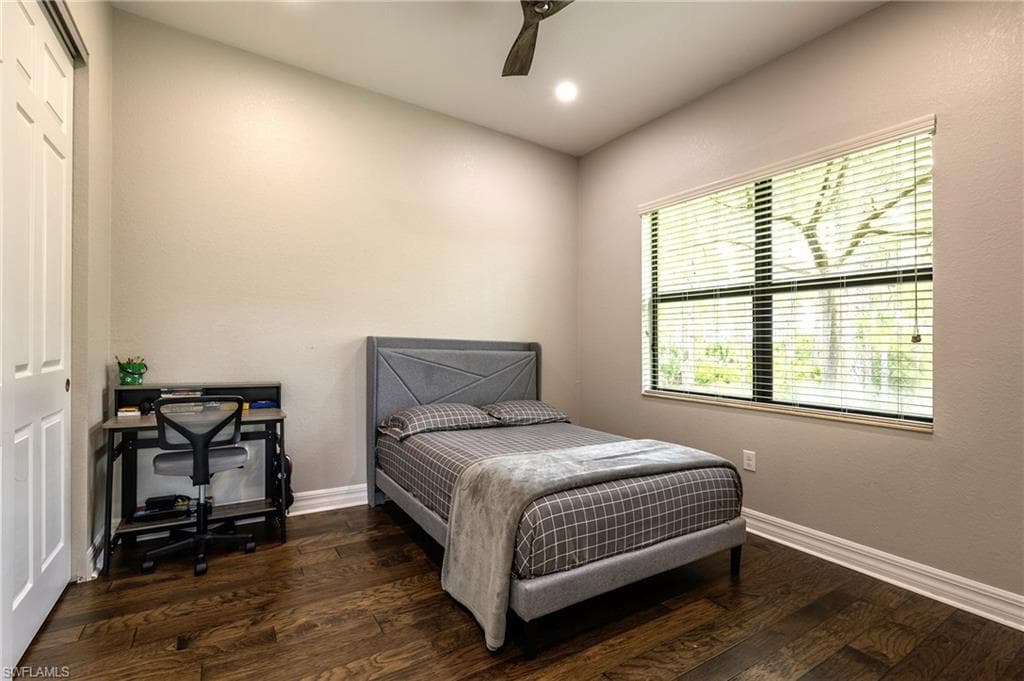 3876 Gibralter Dr, Naples, FL 34119-27