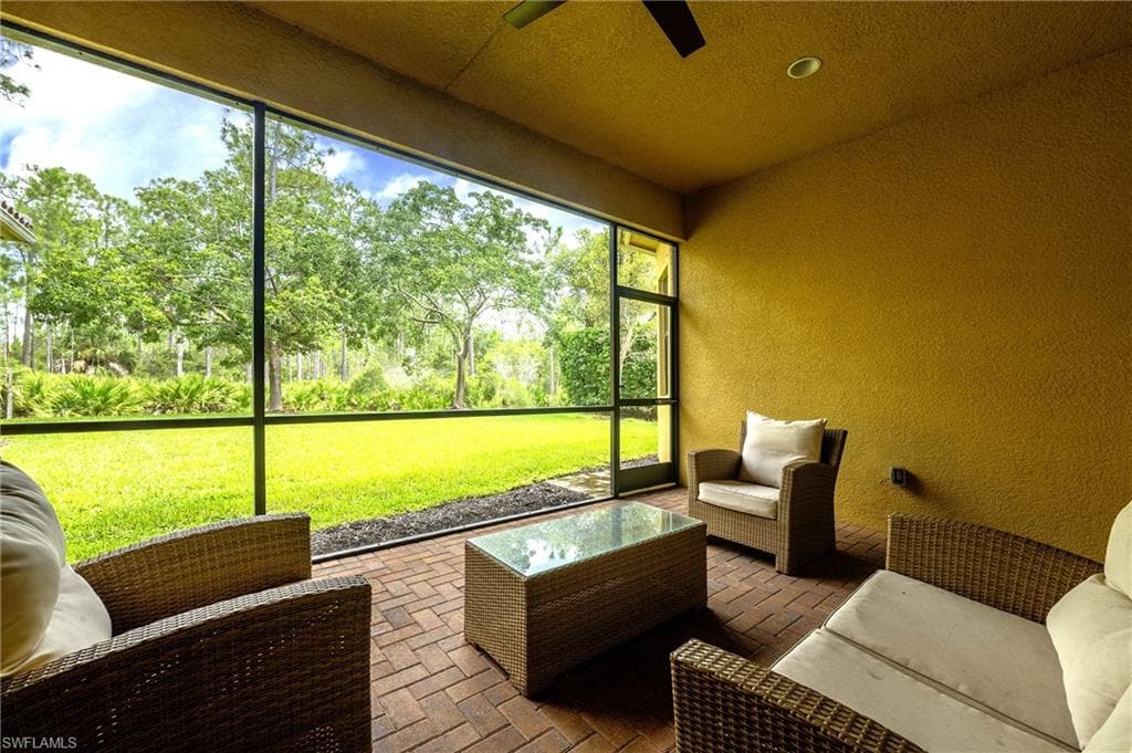 3876 Gibralter Dr, Naples, FL 34119-34