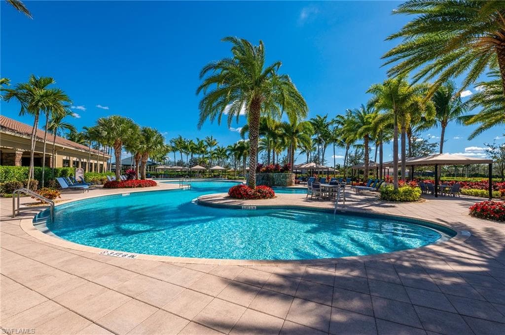 3876 Gibralter Dr, Naples, FL 34119-40