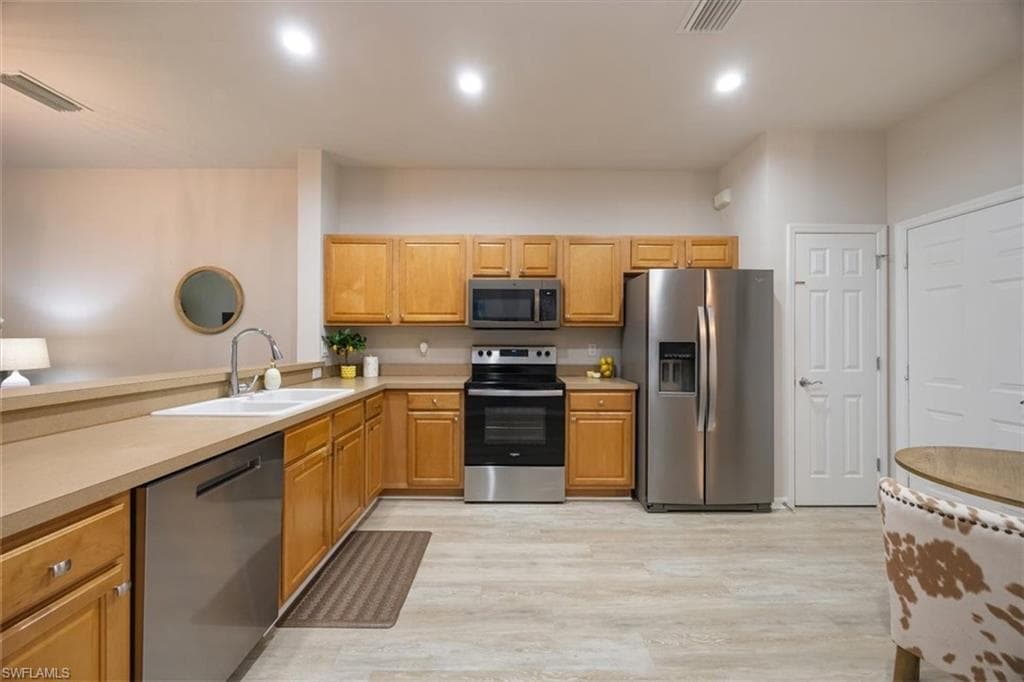 15809 Marcello Cir, Naples, FL 34110-10