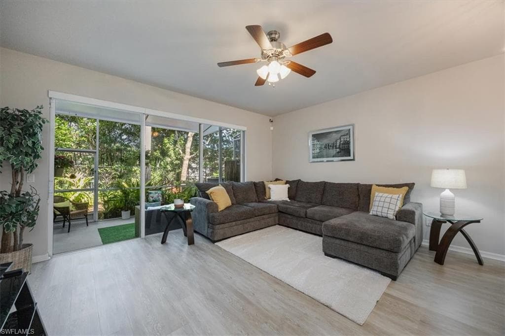 15809 Marcello Cir, Naples, FL 34110-2
