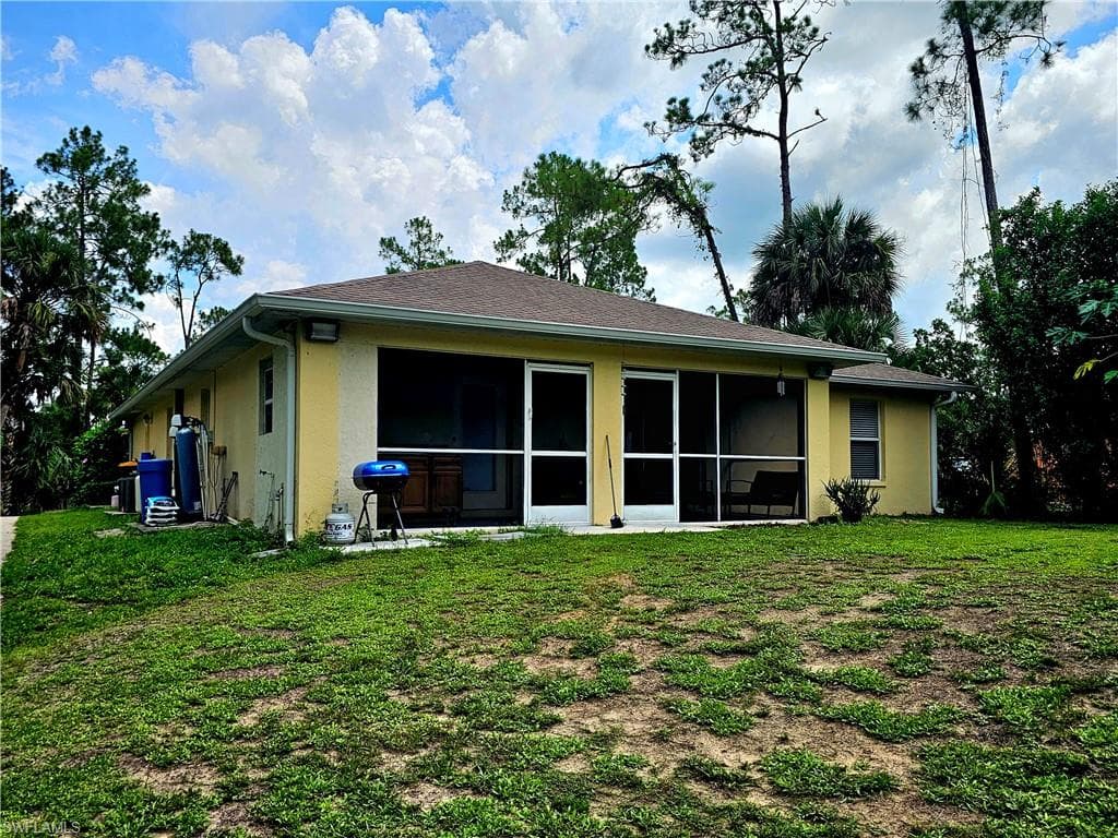 2640 4th Ave NE, Naples, FL 34120-23