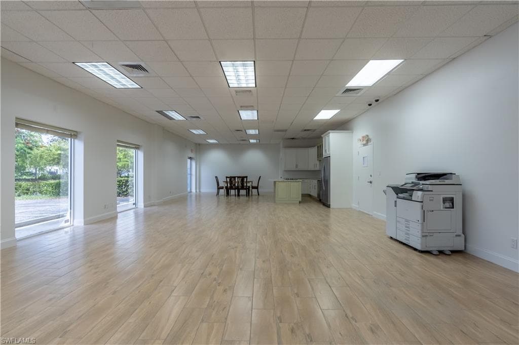 4491 Mercantile Ave, Naples, FL 34104-14