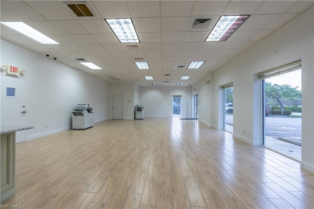 4491 Mercantile Ave, Naples, FL 34104-15