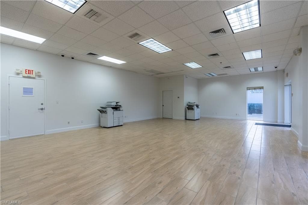 4491 Mercantile Ave, Naples, FL 34104-16