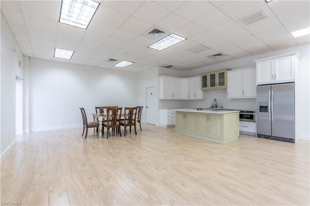 4491 Mercantile Ave, Naples, FL 34104-18