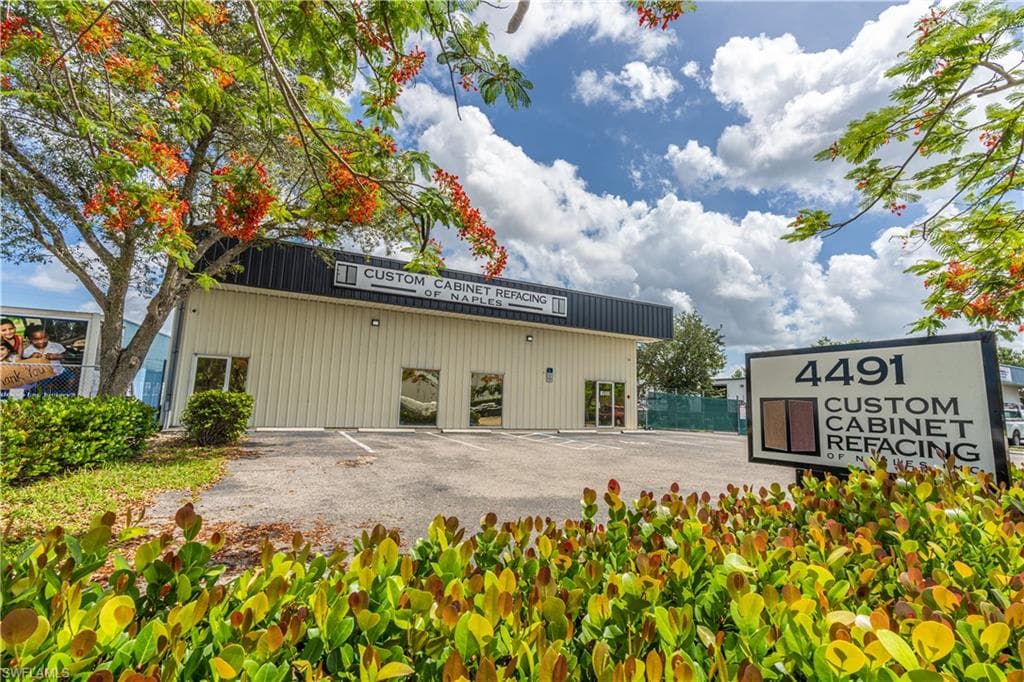 4491 Mercantile Ave, Naples, FL 34104-1