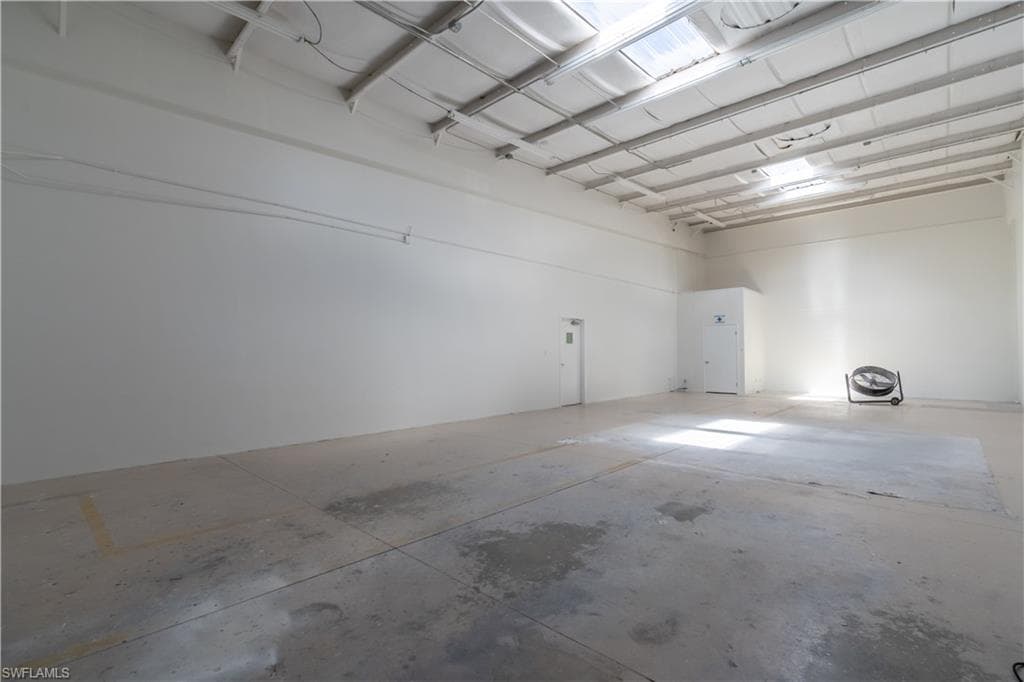 4491 Mercantile Ave, Naples, FL 34104-31