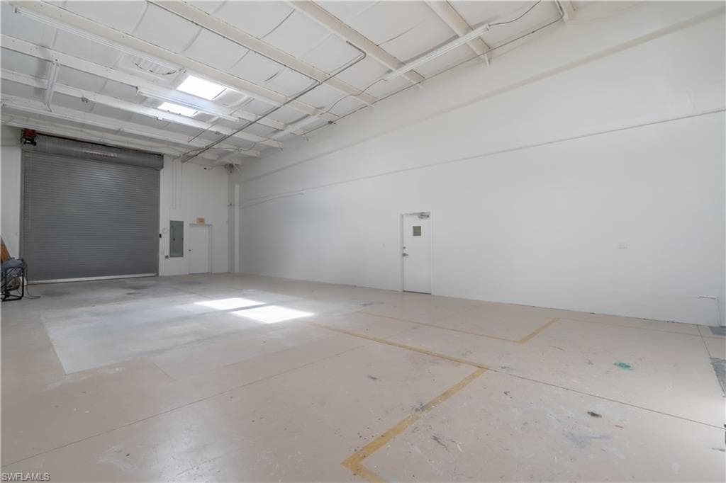 4491 Mercantile Ave, Naples, FL 34104-32