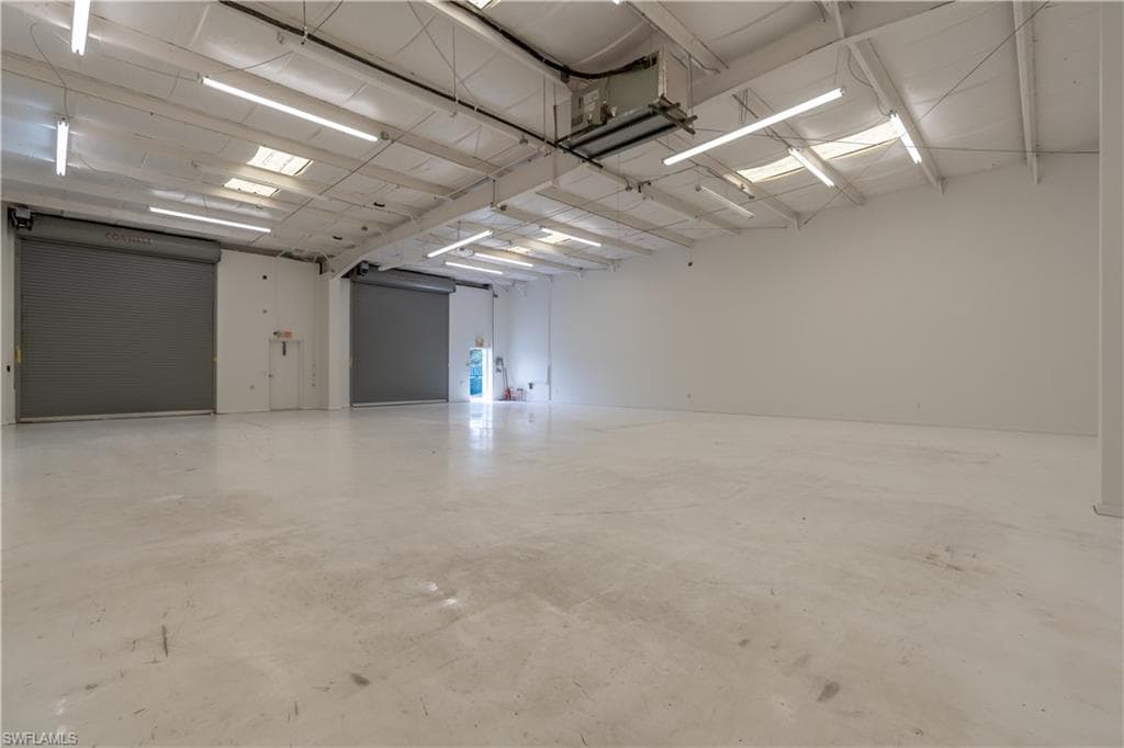 4491 Mercantile Ave, Naples, FL 34104-36