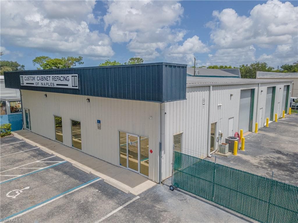 4491 Mercantile Ave, Naples, FL 34104-50