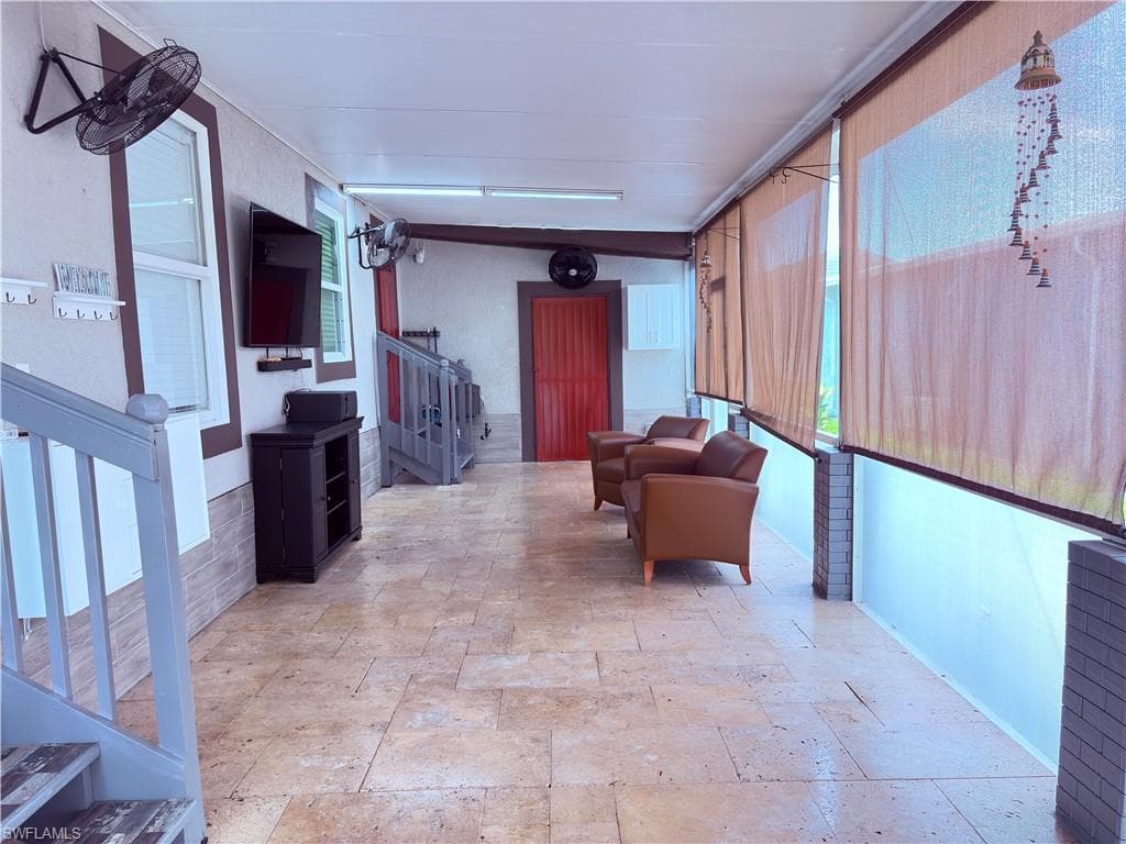 6380 Radio Rd 38, Naples, FL 34104-4
