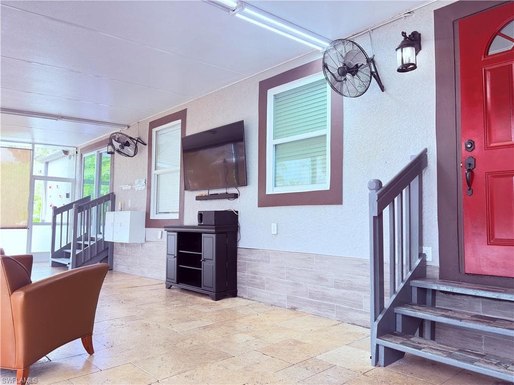6380 Radio Rd 38, Naples, FL 34104-6
