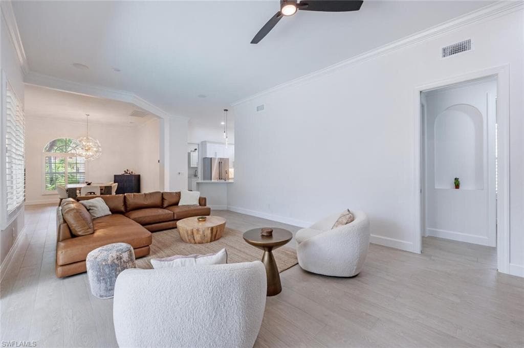 2862 Lone Pine Ln, Naples, FL 34119-13