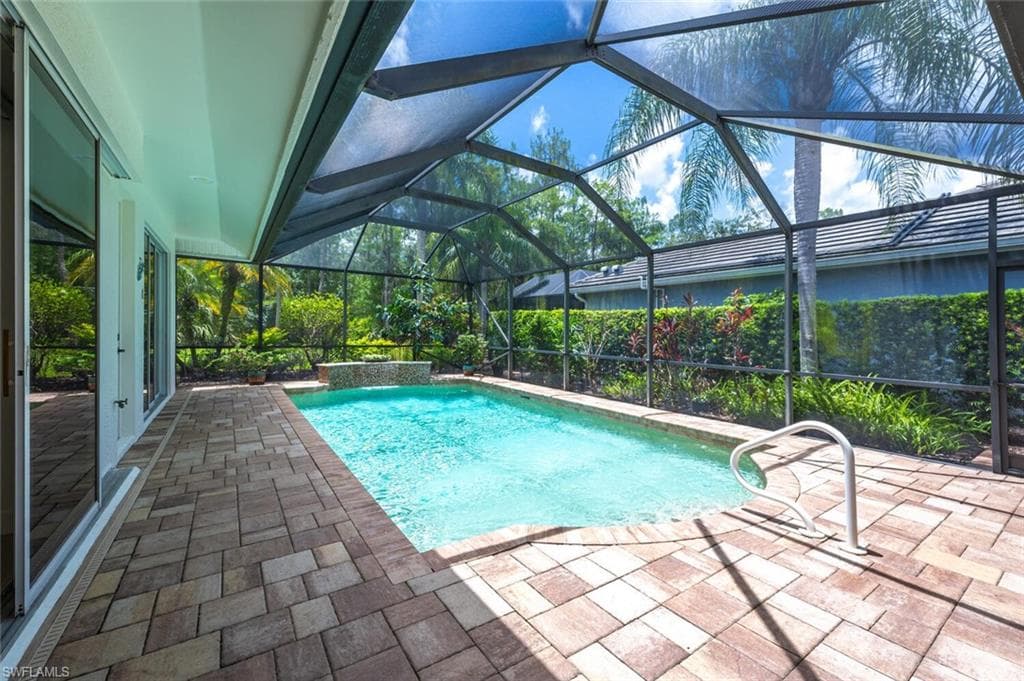 2862 Lone Pine Ln, Naples, FL 34119-36