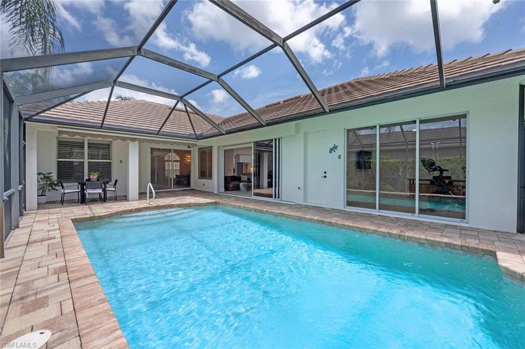 2862 Lone Pine Ln, Naples, FL 34119-37